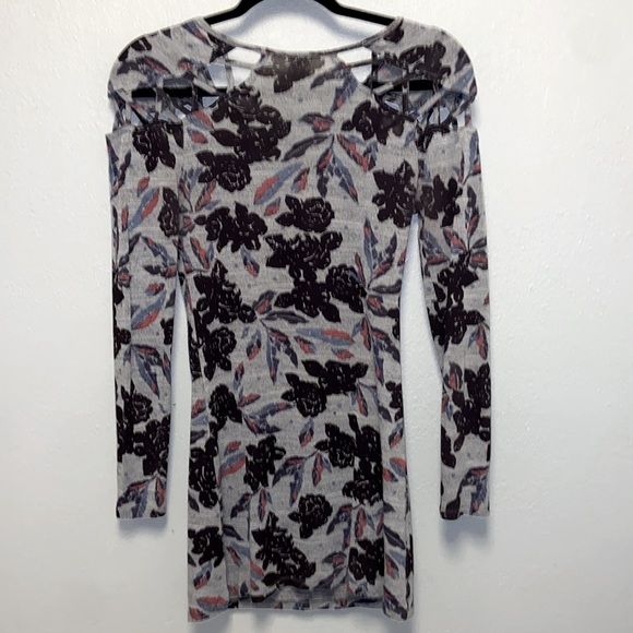 Free People Size Small Gray Floral Bodycon Stretchy Dress: 3072 - Picture 4 of 7